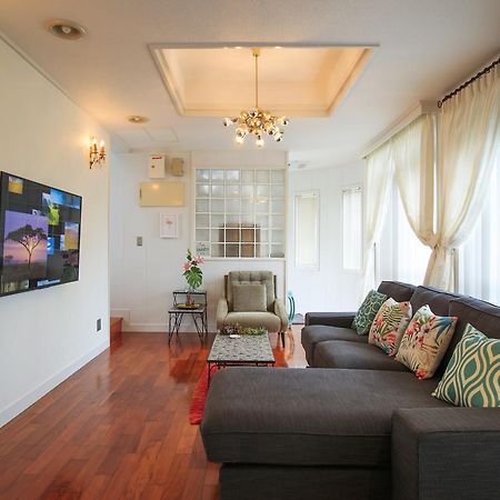 Mihama Beach House Villa Chatan Esterno foto