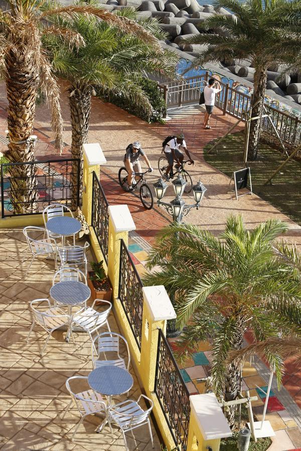 Mihama Beach House Villa Chatan Esterno foto