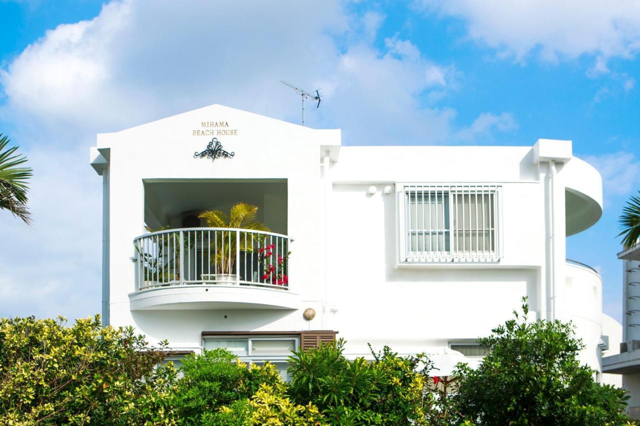 Mihama Beach House Villa Chatan Esterno foto